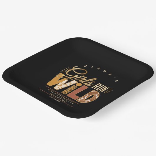 Mädchen laufen wild Safari Junggesellinnenabschied Pappteller (Gewinkelt)