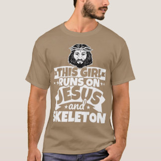 Mädchen läuft auf Jesus und Skelett  T-Shirt