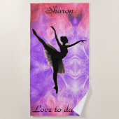 Mädchen "Liebe zu tanzen" Rosa und Lila Badetuch (Vorderseite)