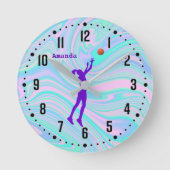 Mädchen Lila Basketball Hologram Runde Wanduhr (Vorderseite)
