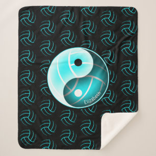 Mädchen minimalistisch mit Yang-Volleyballzimmerde Sherpadecke