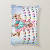 Mädchen mit 2 kleinen Hirschen- und Weihnachtslich Dekokissen (Rückseite(Vertikal))