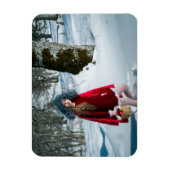 Mädchen mit Äpfeln im Schnee Magnet (Vertikal)