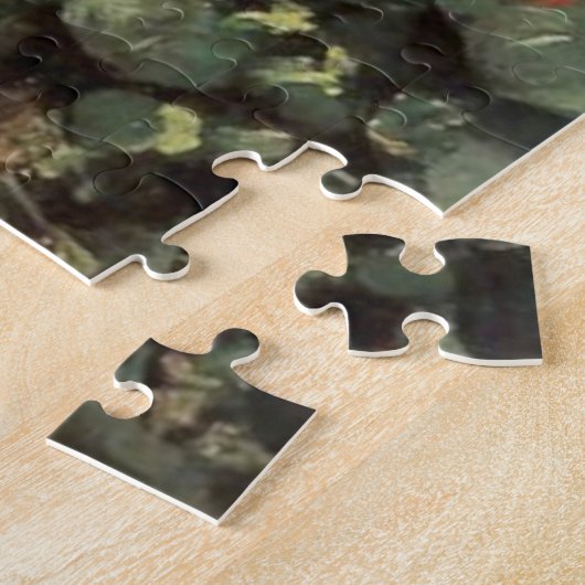 Mädchen mit einem Körbchen Gemüse im Garten Puzzle (Seite)