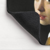 Mädchen mit einem Perlen-Ohrring Mousepad (Ecke)