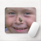 Mädchen mit Frosch auf Nase Mousepad (Mit Mouse)