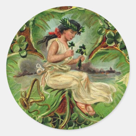 Mädchen mit Harfe und Shamrocks Runder Aufkleber (Vorderseite)