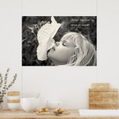 Mädchen mit Hibiskus Poster (Küche)