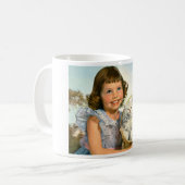Mädchen mit Kätzchen Kaffeetasse (Vorderseite Links)