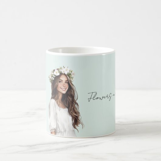 Mädchen mit Minzweißen Blumen im Haar Kaffeetasse (Mittel)