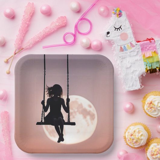 Mädchen mit Mond im Swing Pappteller (Party)