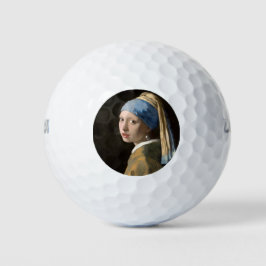 Mädchen mit Perlenohrdekoren zum Party Golfball