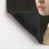 Mädchen mit Perlenohrring - Johannes Vermeer Mousepad (Ecke)