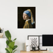 Mädchen mit Perlenohrring von Johannes Vermeer Poster (Heimbüro)