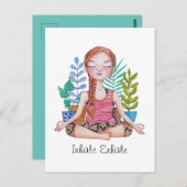 Mädchen mit Pflanze vermitteln Postkarte (Vorne/Hinten)