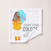 Mädchen mit Regenschirm in Wind Positives Zitat Badhandtuch Set (Waschlappen)