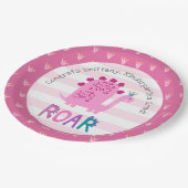 Mädchen mit rosa Dinosaurier - lustige Kindergarte Pappteller (Schrägansicht)