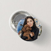 Mädchen mit rotem Spielzeug-Pudel Button (Vorne & Hinten)