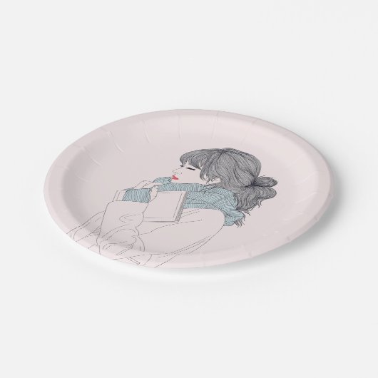 Mädchen mit Schal und Buch Pappteller (Schrägansicht)