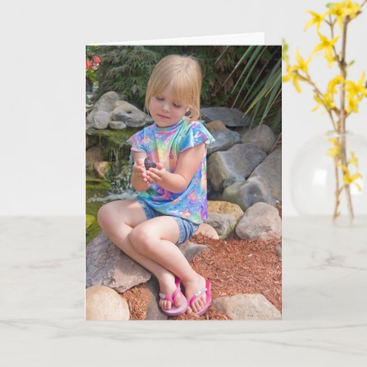 Mädchen mit Schmetterling Karte (Gelbe Blume)