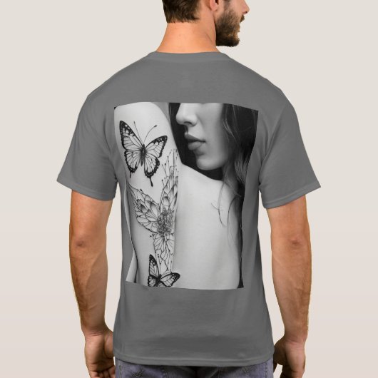 Mädchen mit Schmetterling und Blumendesign T T-Shirt (Rückseite)