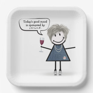 Mädchen mit Stöcken in Sneakern mit Wein Pappteller