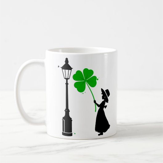Mädchen mit vierblättrigem Kleeblatt Kaffeetasse (Links)