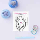 Mädchen mit welligem Haar Frisuren-Styling-Markenz Flyer (Einzeln)