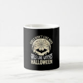Mädchen mögen Hexen Halloween-Fledermaus-Design_1 Kaffeetasse (Mittel)