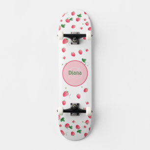 Mädchen-Monogramm süße Erdbeeren mit Namen Skateboard