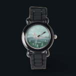 Mädchen Niedlich blau unter dem Siegel des Ozeans Armbanduhr<br><div class="desc">Dieses niedliche Kinderuhrdesign zeichnet sich durch eine Darstellung des Ozeans mit Fischen, Algen und einem Meereswellen-Hintergrund aus. Es gibt auch Platz auf der Uhr, um Ihnen eine eigene Anpassung hinzuzufügen: ein Name in whimsical Typografie. Das perfekte Geschenk unter dem Meer für alle Kinder und Ozeanfreunde, ideal für die erste Armbanduhr...</div>