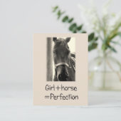 Mädchen + Pferd = Perfektion Postkarte (Stehend Vorderseite)