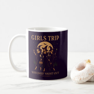 Mädchen reisen Hexennacht aus Kaffeetasse