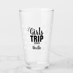 Mädchen reisen mit Krone, Jahr und Sternen Glas