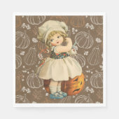 Mädchen schnitzt Halloween-Apfel Serviette (Vorderseite)