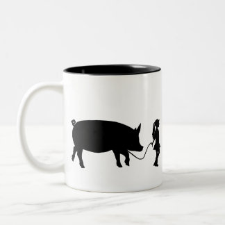 Mädchen Spaziergang ihr Tier Funny Gag Geschenk Id Zweifarbige Tasse