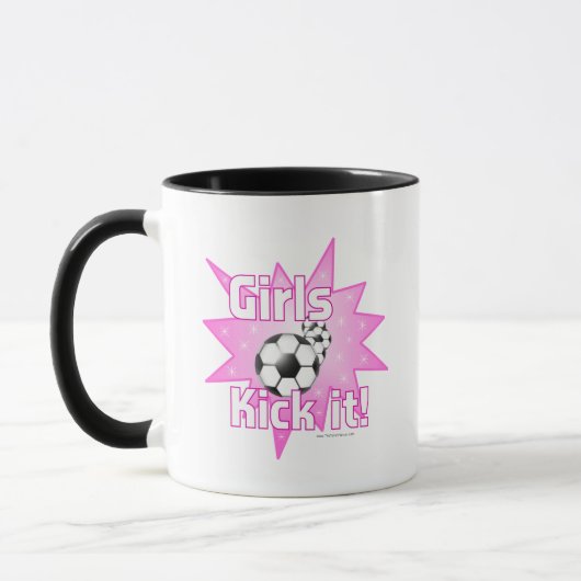 Mädchen spielen es tasse (Links)