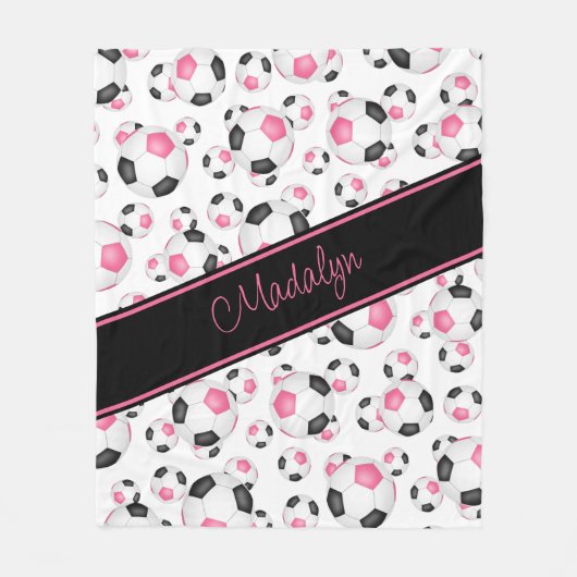 Mädchen spielen rosa schwarze Fußball-Muster Fleecedecke (Vorderseite)