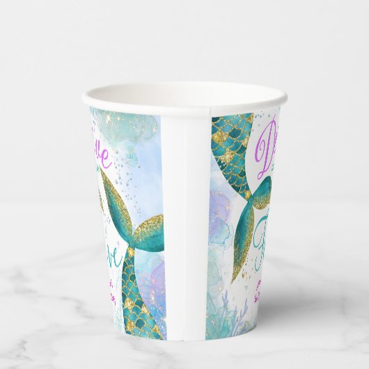 Mädchen tauchen am 5. Geburtstag Pappbecher (Rechts)