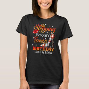 Mädchen tritt in meinen Geburtstag im November ein T-Shirt