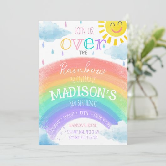 Mädchen über dem Regenbogen farbenfroher Geburtsta Einladung (Stehend Vorderseite)