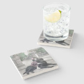 Mädchen und ihr Hund Steinuntersetzer (Seitenansicht)