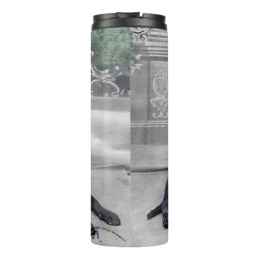 Mädchen und ihr Hund Thermosbecher (Rückseite)