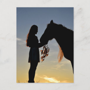MÄDCHEN UND IHRE PFERDEPOSTKARTE POSTKARTE