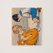 Mädchen und Junge der 1920er Jahre spielen Marmor Puzzle (Vertikal)