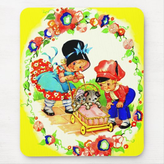 Mädchen und Junge und Kätzchen und Welpen Mousepad (Vorne)