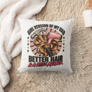 Mädchen-Version meines Vaters, bessere Haare, ein Kissen