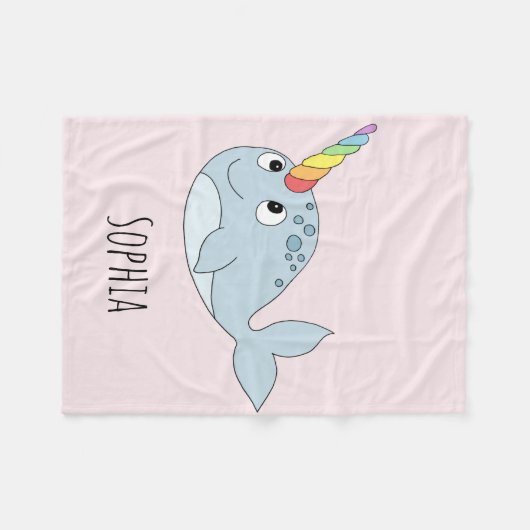 Mädchen Whimsical Rainbow Narwhal und Name Kinder Fleecedecke (Vorderseite (Horizontal))