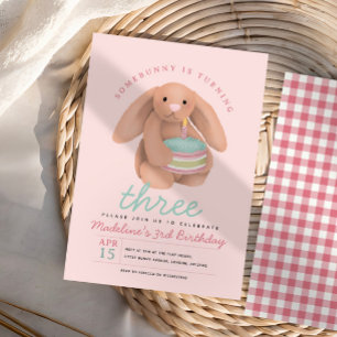 Mädchen Whimsical Süße Rosa Hase und Kuchen Geburt Einladung