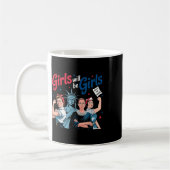 Mädchen wird Mädchen patriotischer feministischer Kaffeetasse (Links)